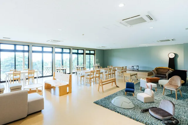 大牟田市ともだちや絵本美術館
