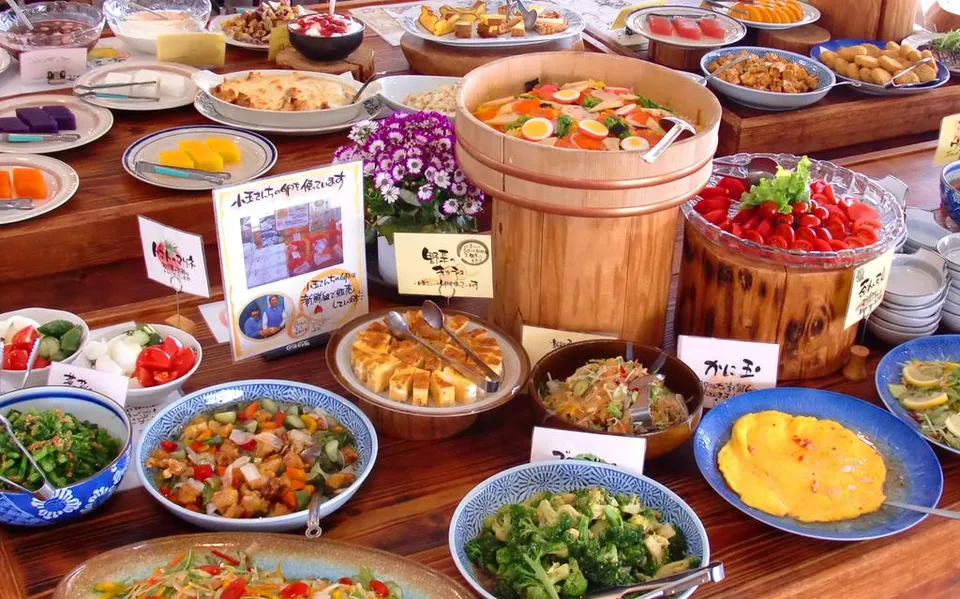 おおむら夢ファームシュシュ ぶどう畑のレストラン