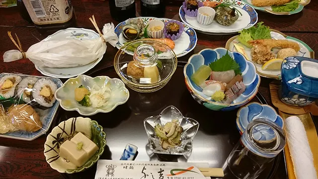 味処 与し吉