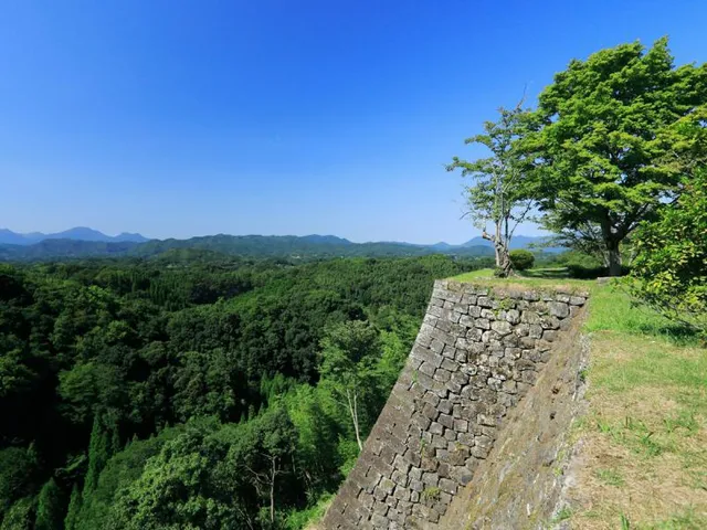 岡城跡
