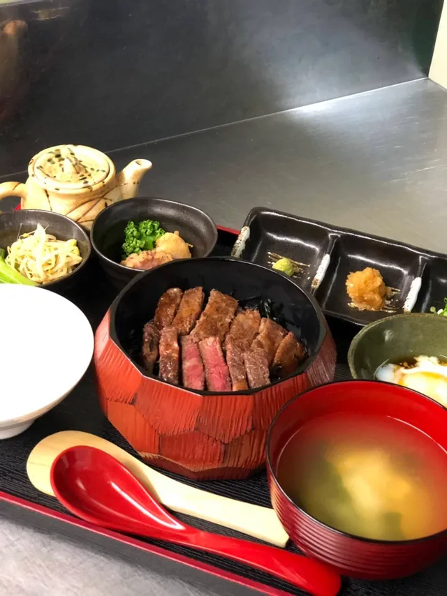 焼肉・もつ鍋 五城苑